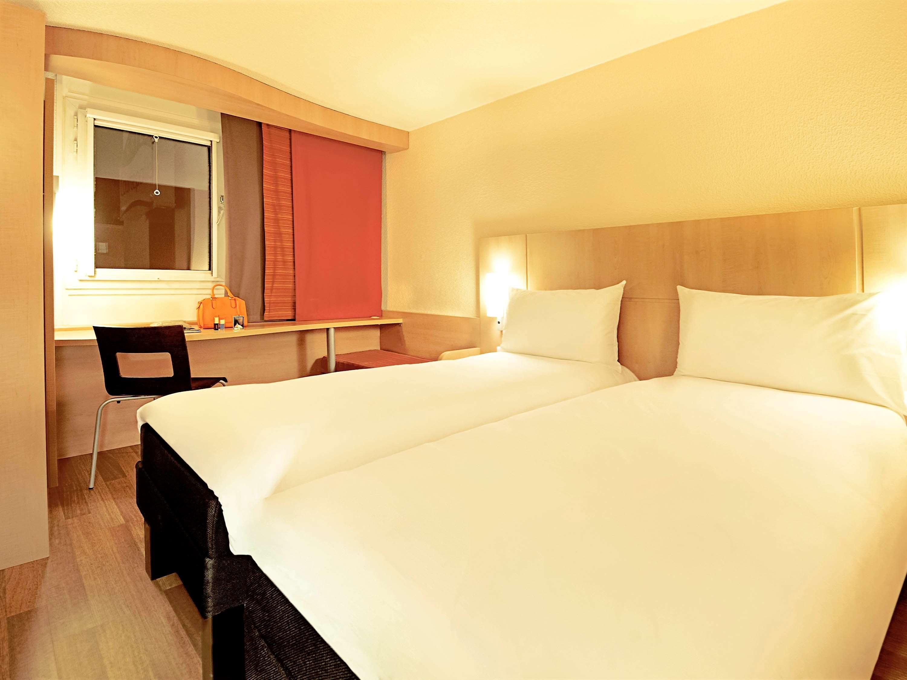 Ibis Bristol Temple Meads Hotel Exterior foto