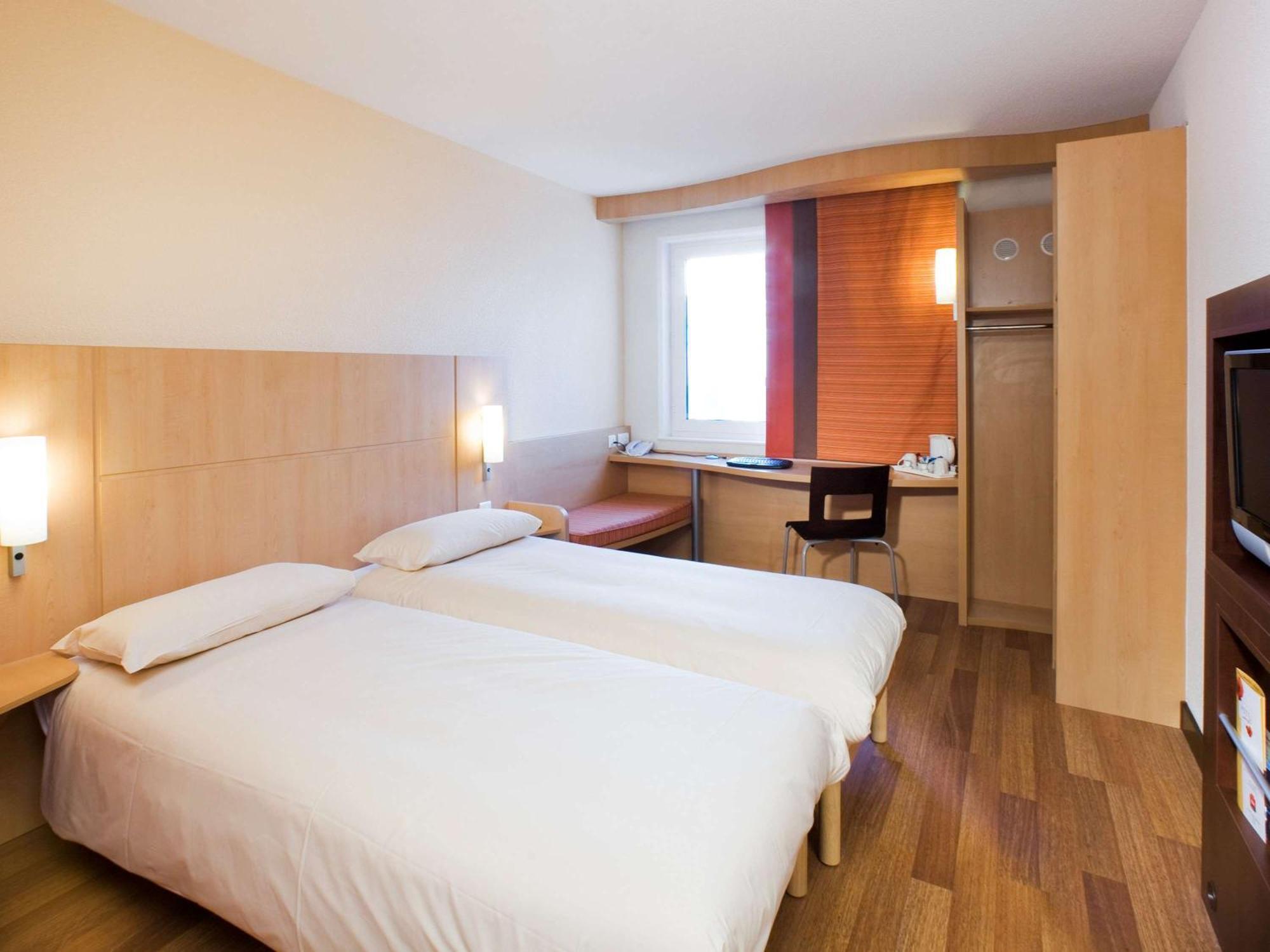 Ibis Bristol Temple Meads Hotel Exterior foto