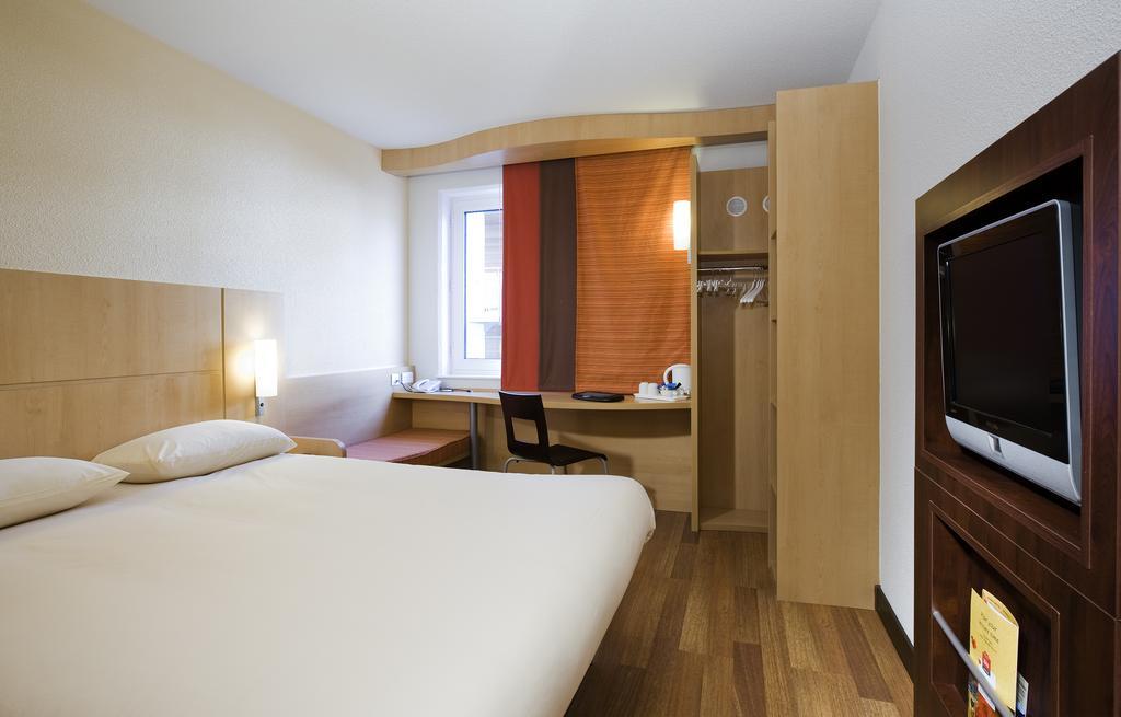 Ibis Bristol Temple Meads Hotel Exterior foto