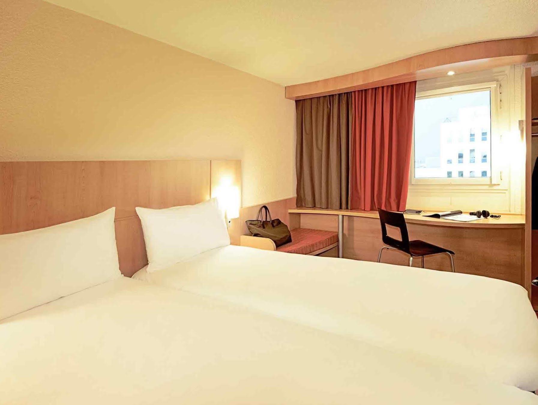 Ibis Bristol Temple Meads Hotel Exterior foto